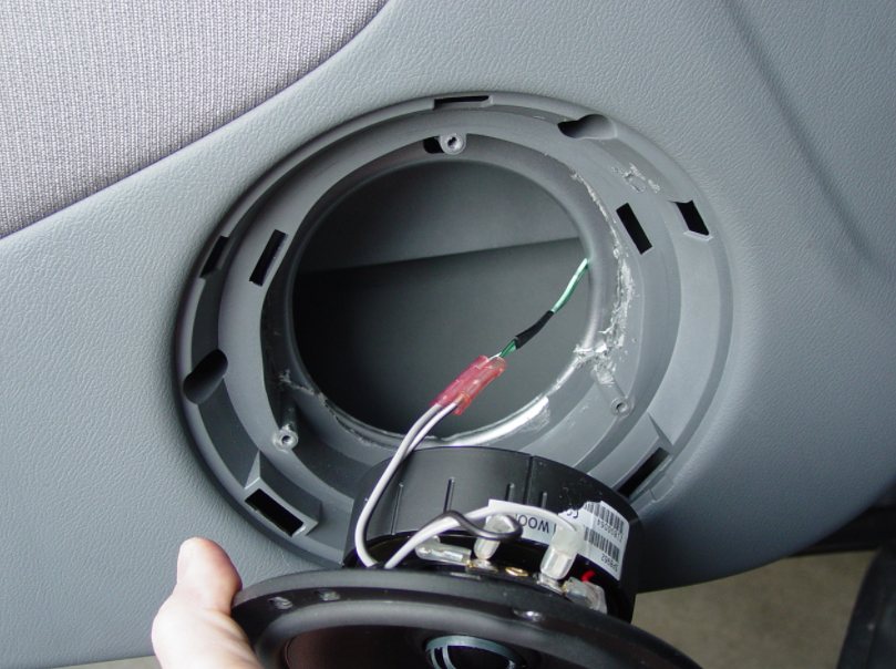 Fixing Car speakers Crackling  step by step
